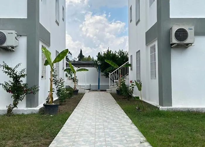 Ξενοδοχείο με διαμερίσματα Atalay *